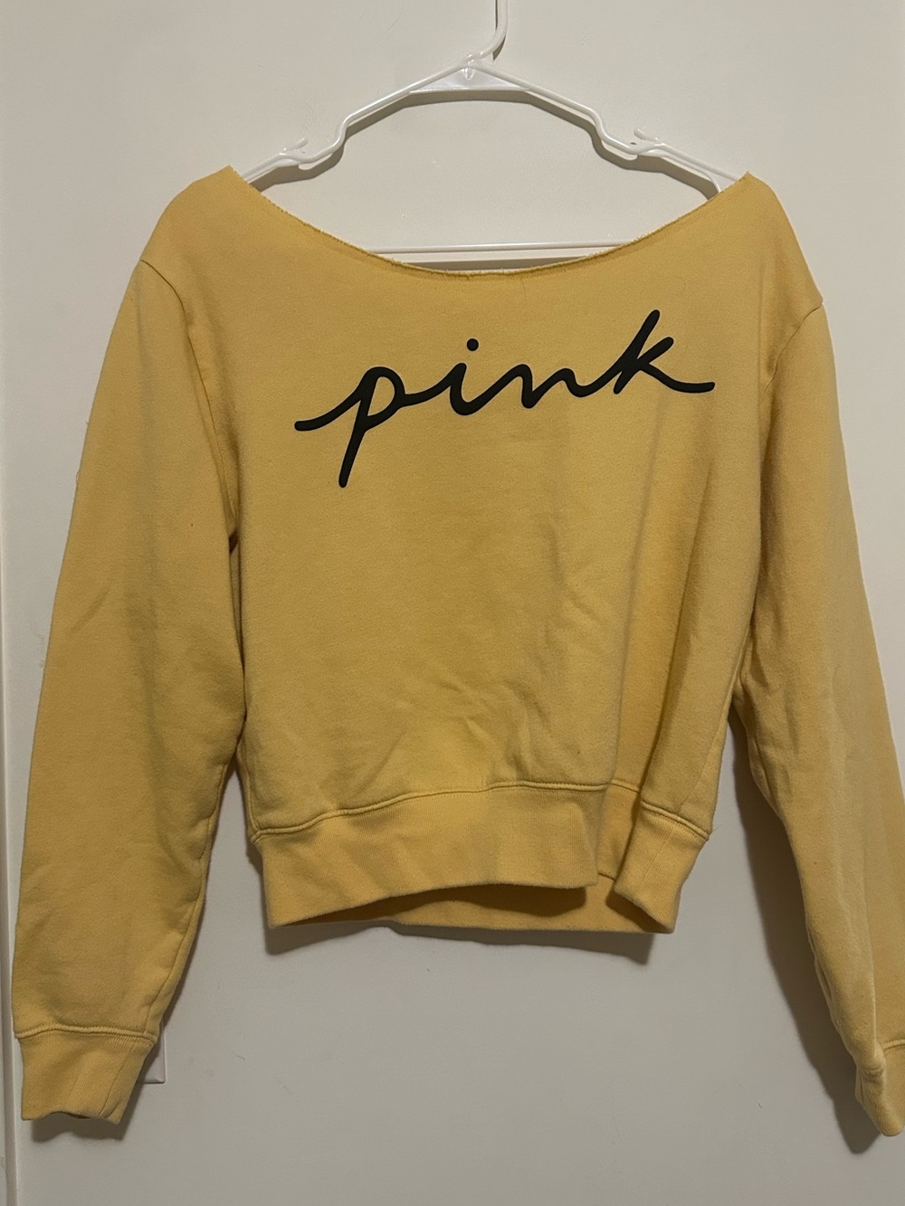 VS Pink off-the-shoulder crewneck